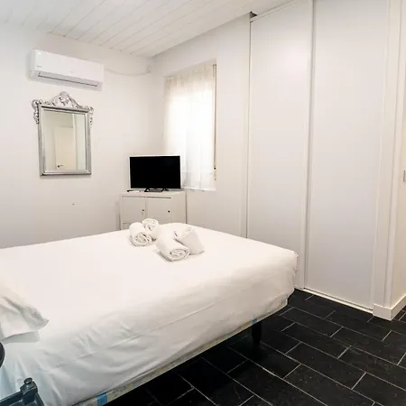 Geysotur Aligrama 34 アパート