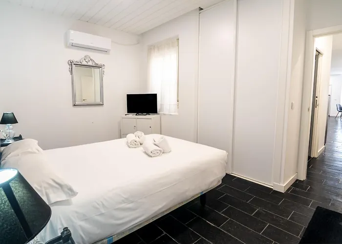 Geysotur Aligrama 34 アパート